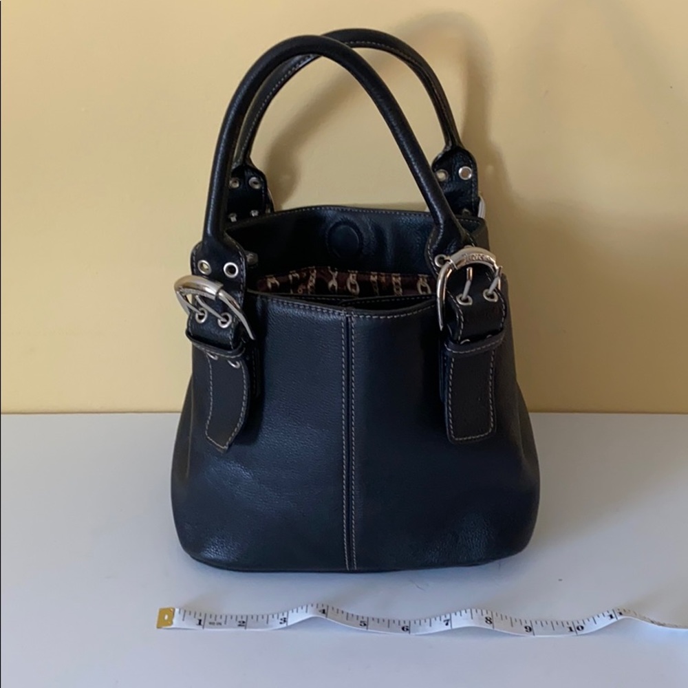 Black leather Tignanello bucket bag